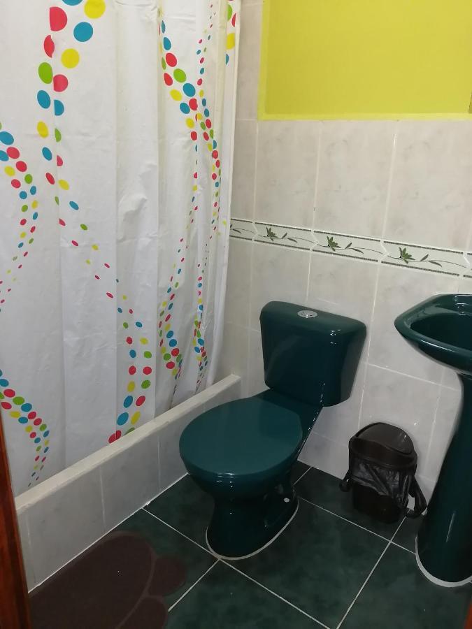 Hostal Los Lirios Loja Exteriér fotografie
